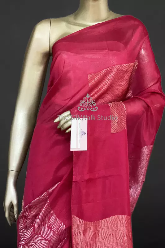 Mridula - Chess Board Designer Viscose Saree SWS235