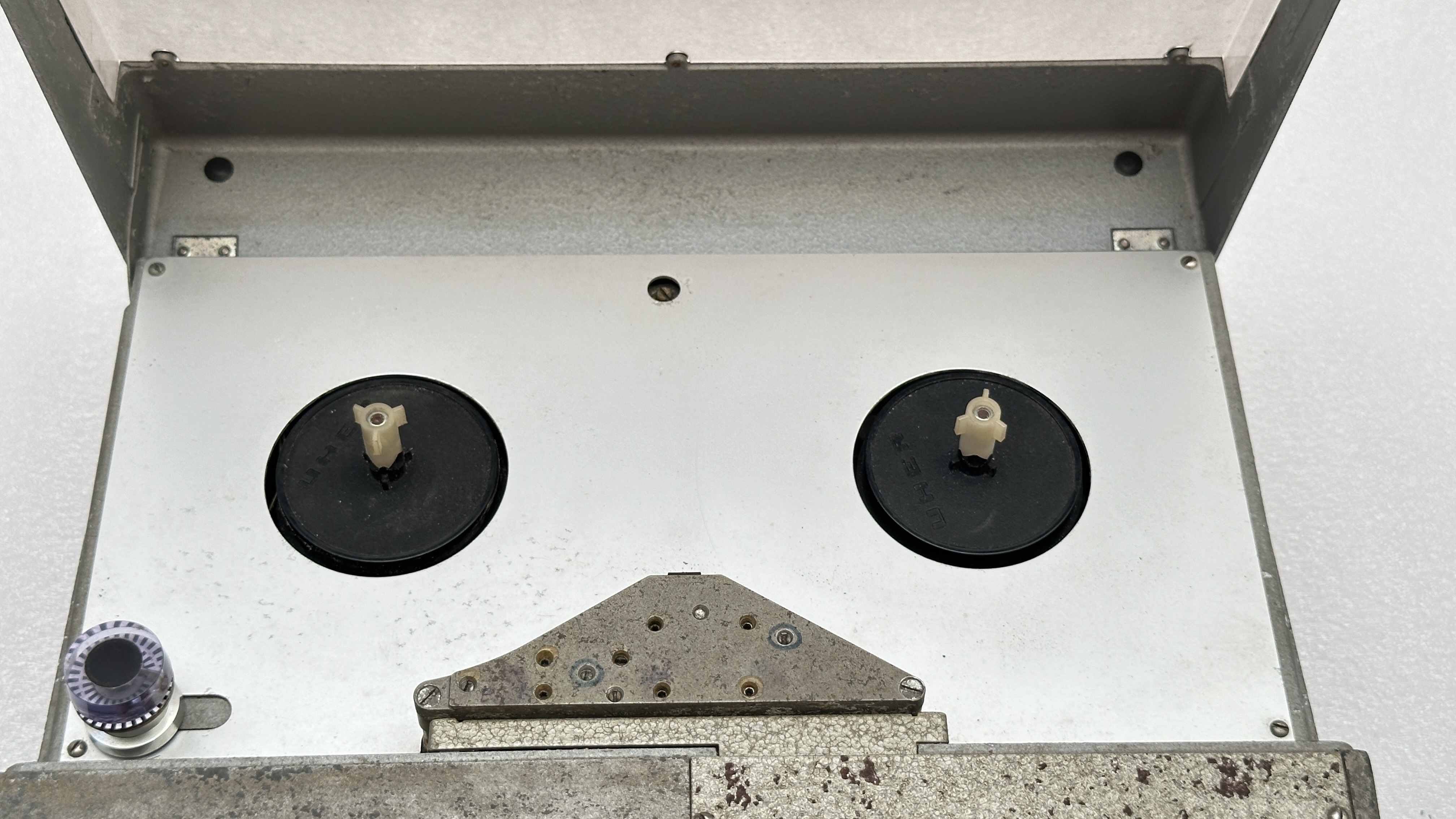 UHER 1200 Report Synchro Portable Reel-to-Reel Recorder (Non-Working, As-Is) - UH-1200 UHER 1200 Report Synchro Portable Reel-to-Reel Recorder (Non-Working, As-Is) - UH-1200