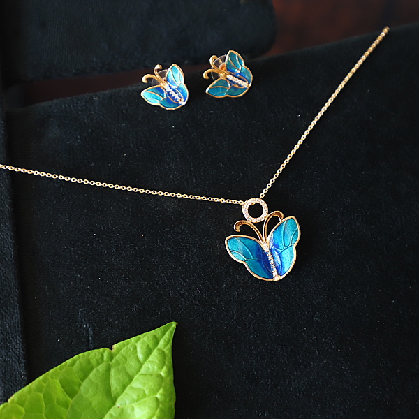 plated blue buttefly pendant set