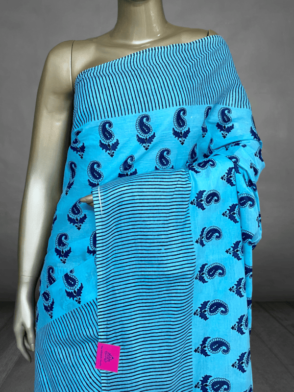 Charmi โ The Mul Cotton Saree in Patli Pallu 19079