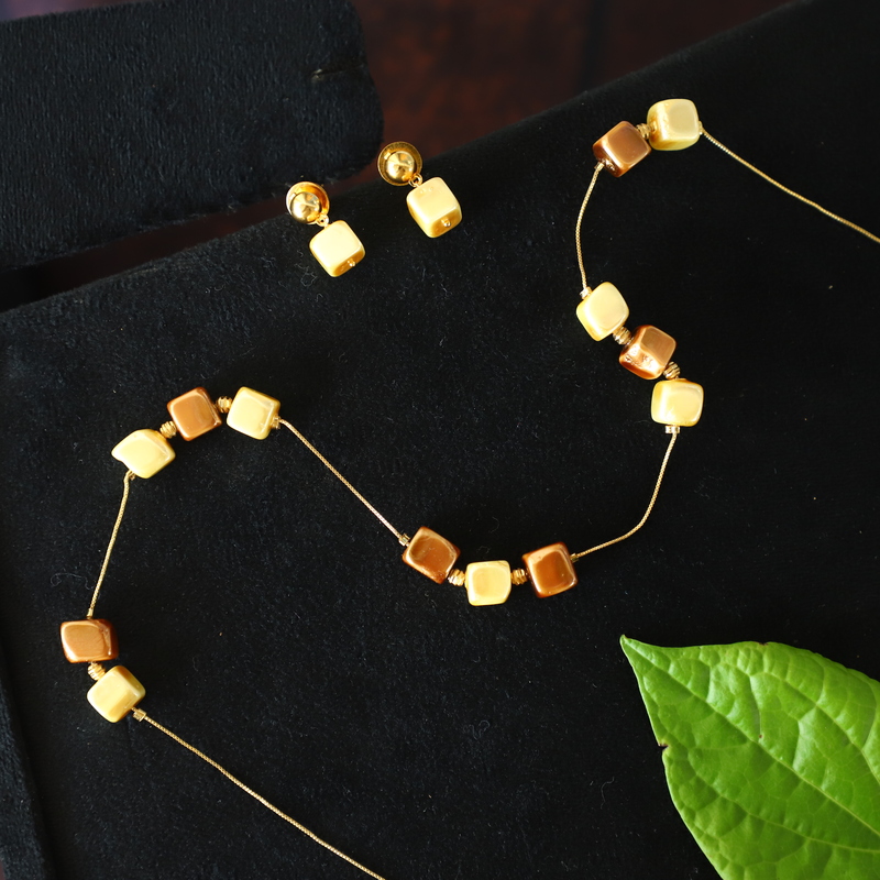 Simple Square Pearl Chains