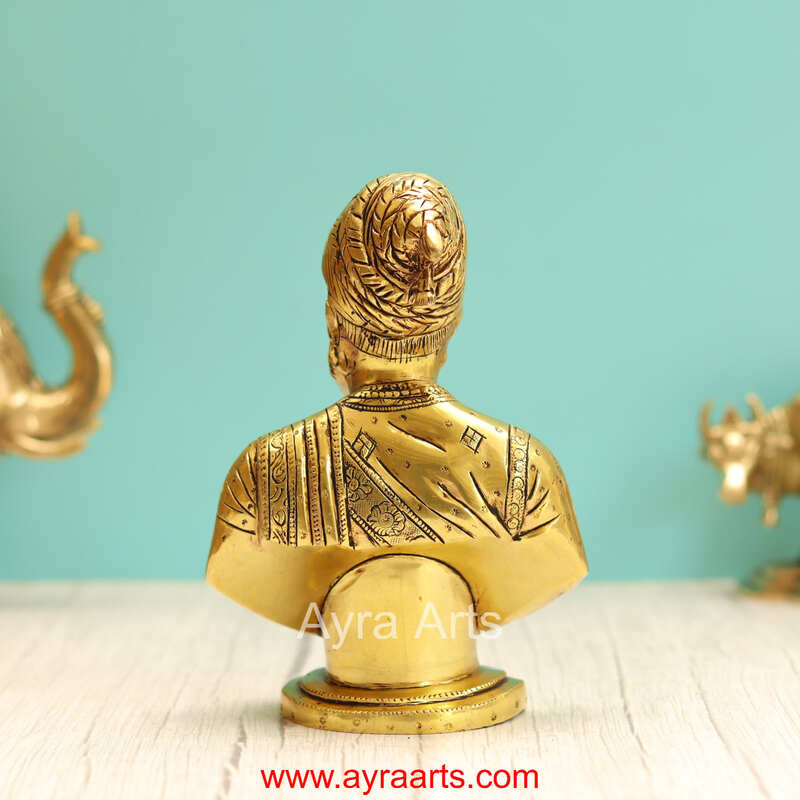 Brass Chatrapathi Shivaji Maharaja - 8 Inch Height