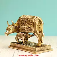 Brass Kamdhenu Cow with Calf, Vastu Gau Mata Gaye Bacdha Idol - 5 Inch Height