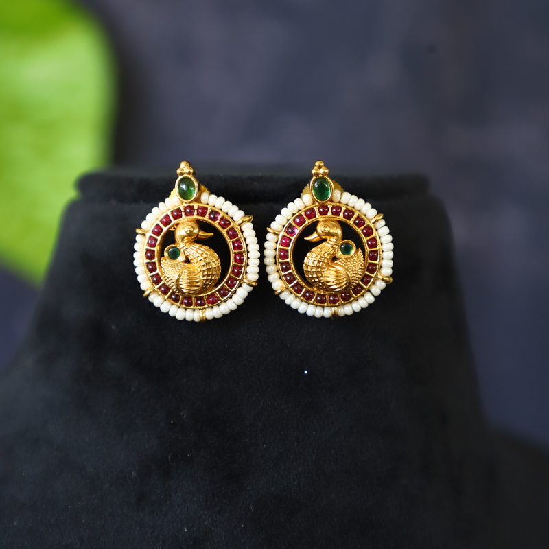 Round shape Peacock Stud
