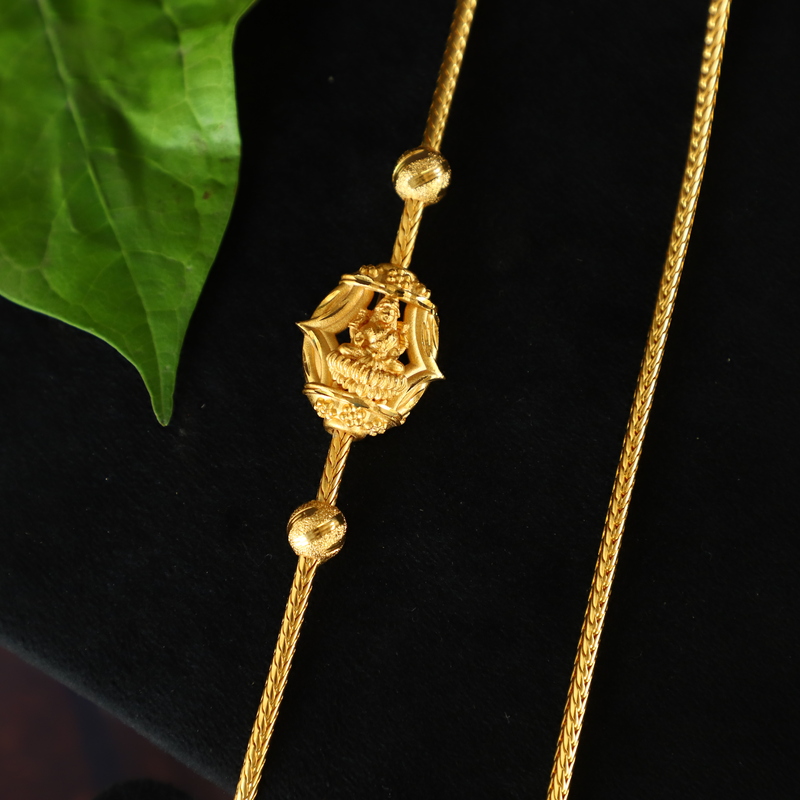 DIVINE MUGGAPU CHAIN