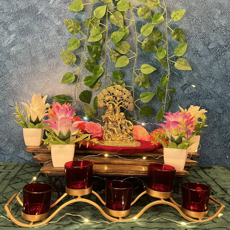 Radha Krishna Sitting Back Tree Gold Colour Radha Krishna Sitting Back Tree Gold Colour