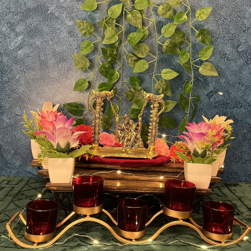 Radha Kishan Jhoola Gold Colour Radha Kishan Jhoola Gold Colour