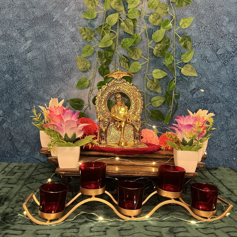 Sai Baba Singhasan Small Gold Colour Sai Baba Singhasan Small Gold Colour