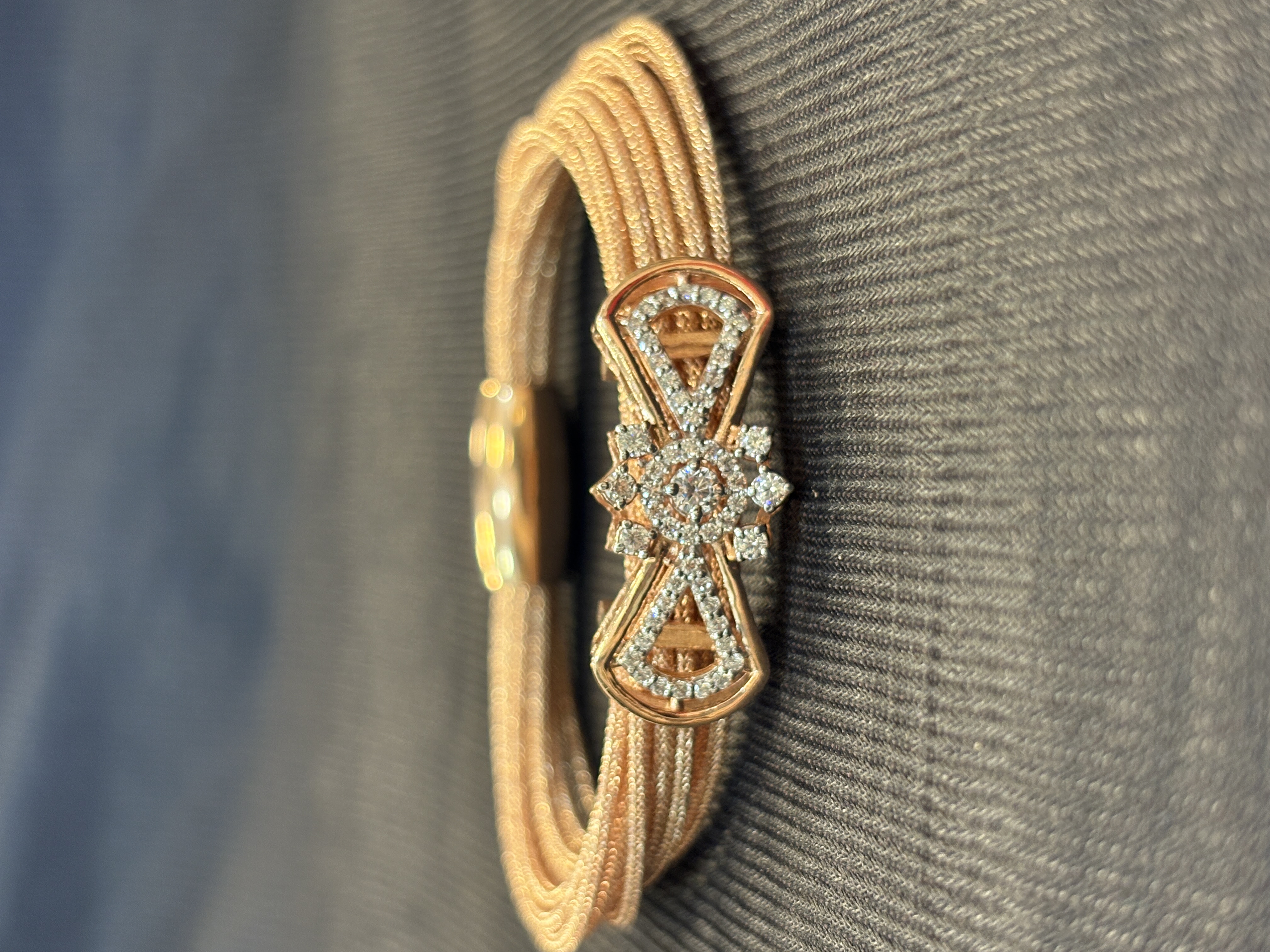 Silver devika magnetic rope with rosegold finish