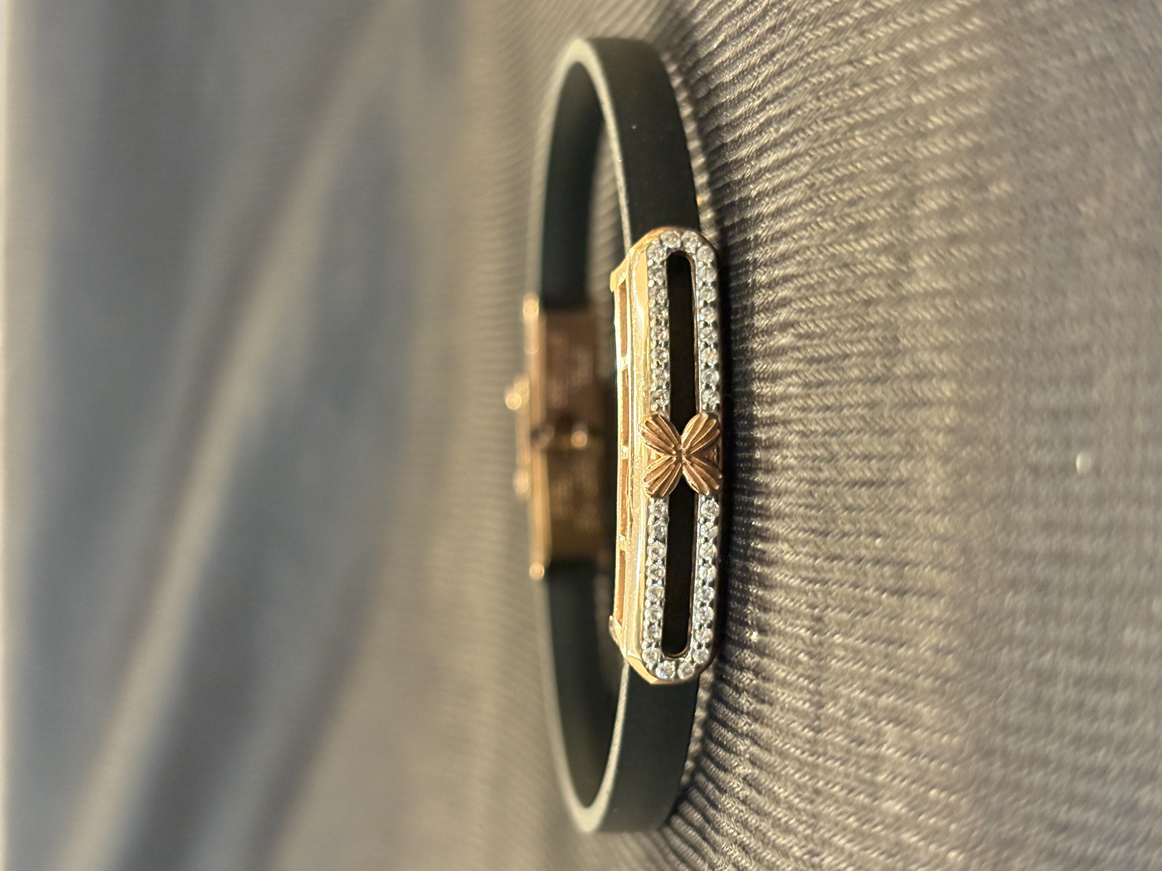 Silver nizhal unisex band with rosegold finish