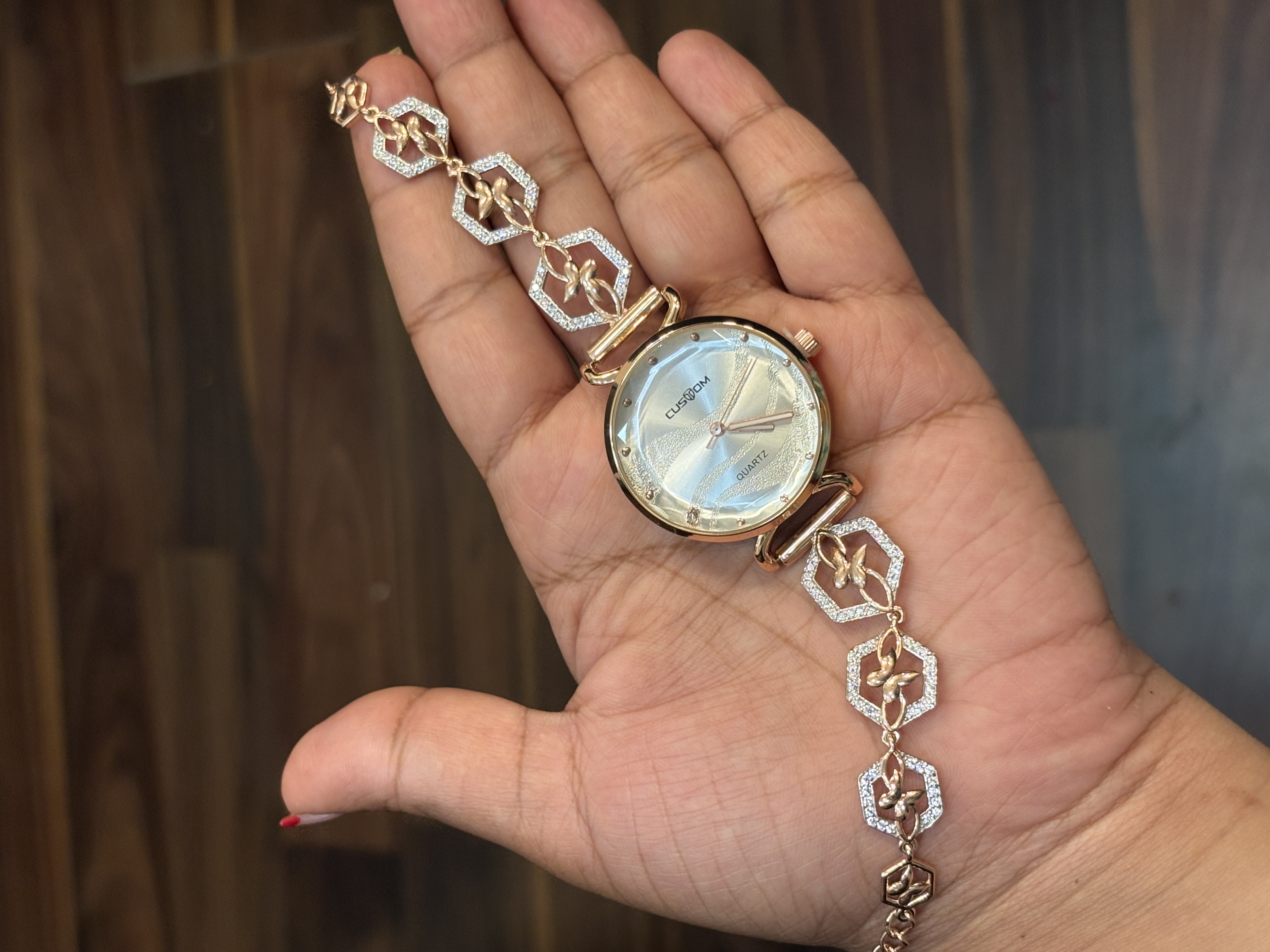 Silver aadhya watch with roesgold finish
