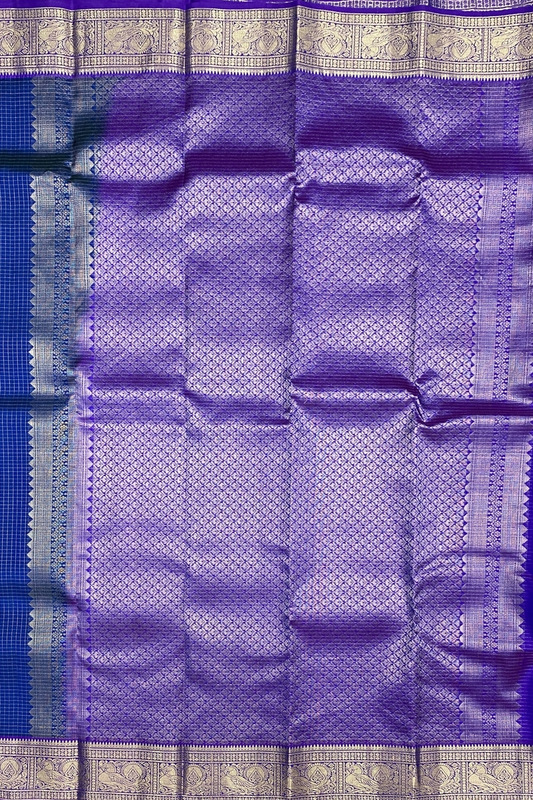 24714