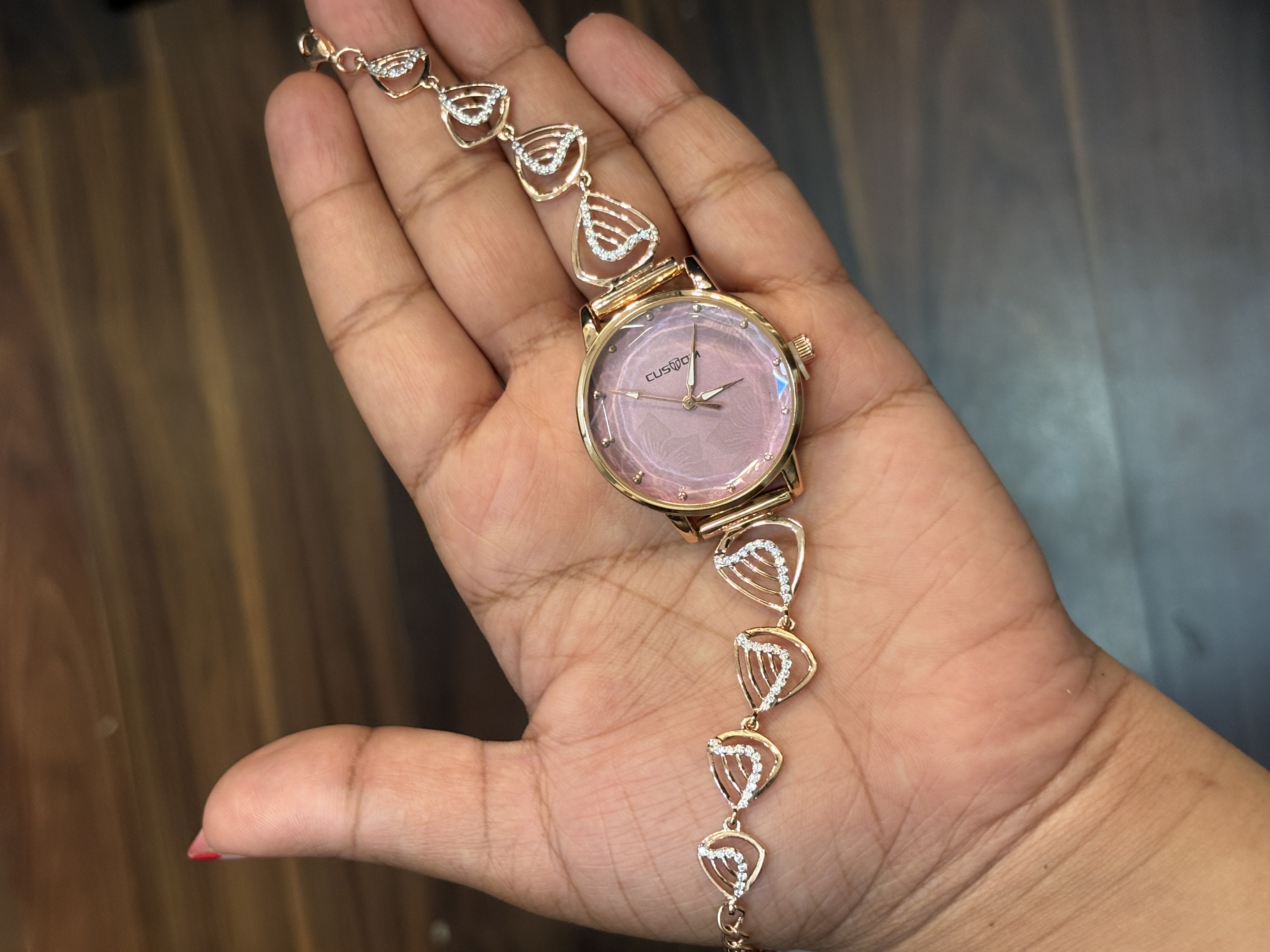 Silver avni watch with rosegold finish