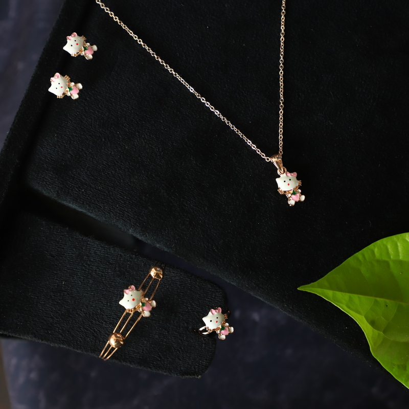 Fancy kitty doll Chain with kids Set