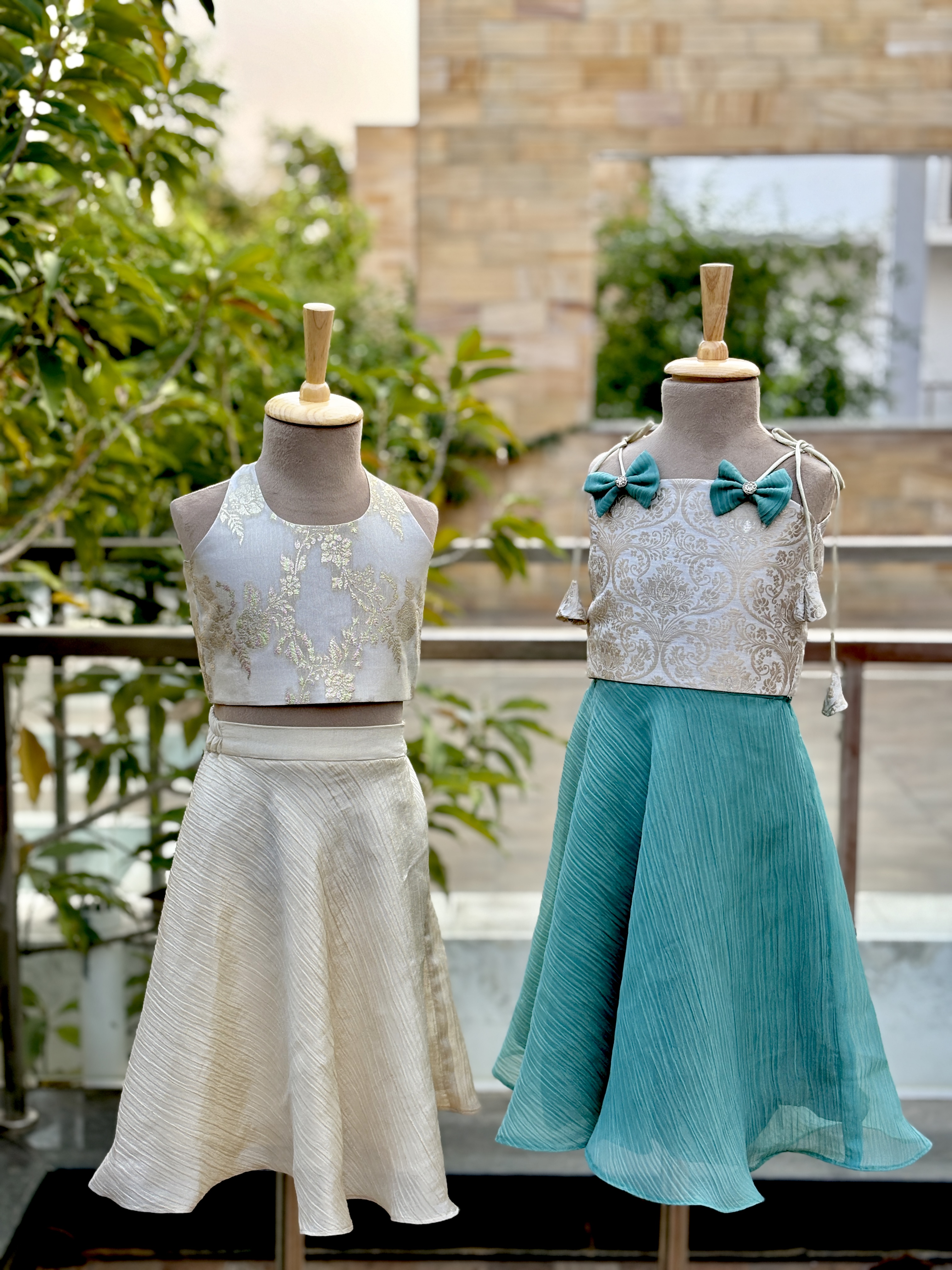 Turquoise-golden Bow Brocade Silk Set