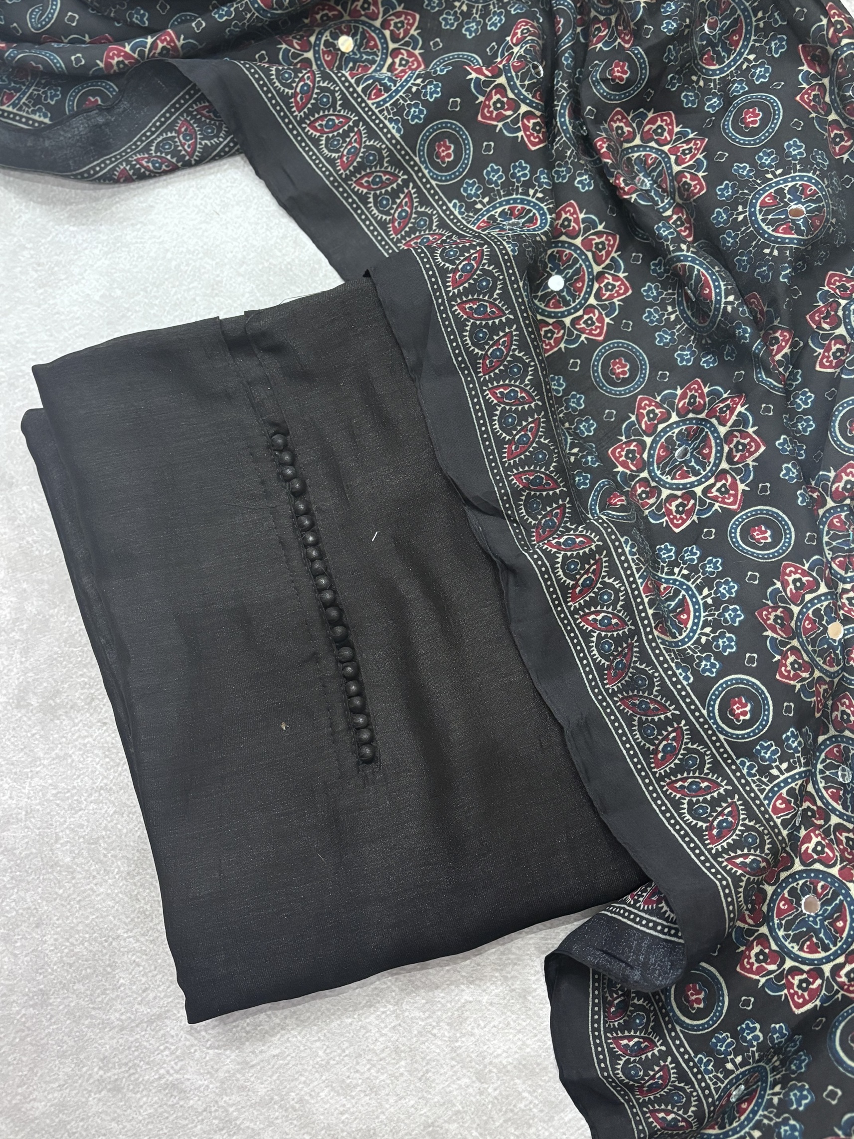 A40 - V Silk