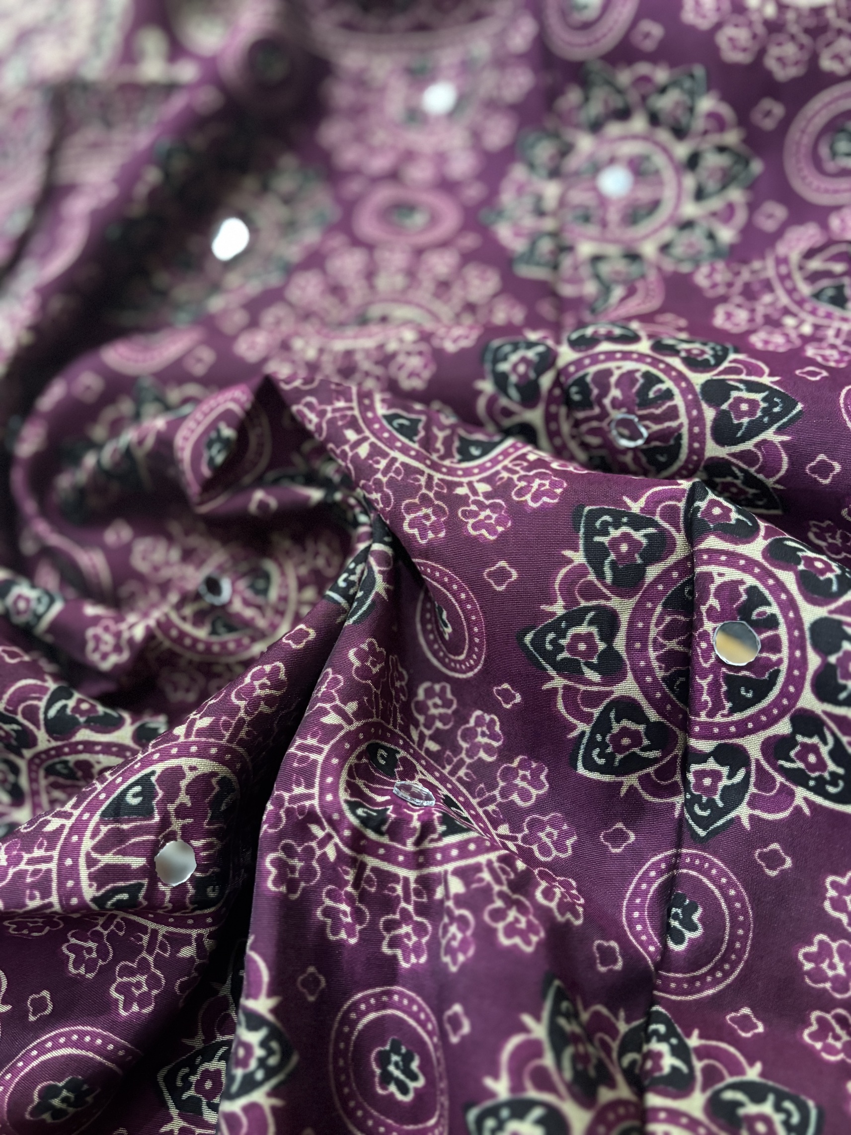 A40 - V Silk