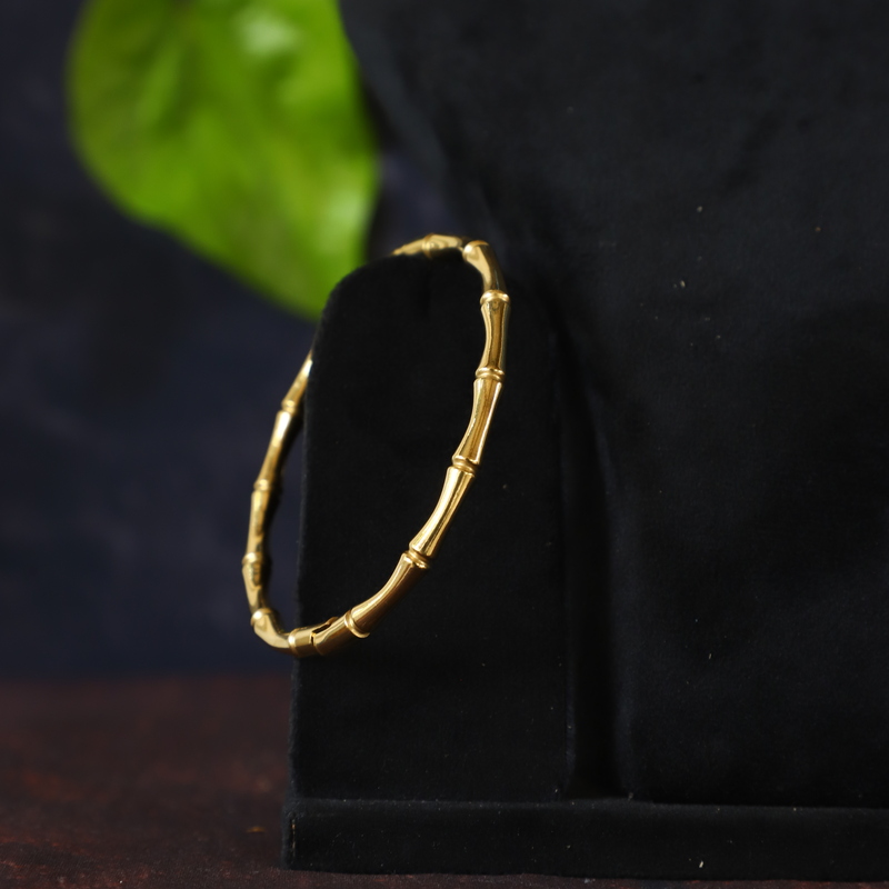 Lakshmi dollar whit peacock haram