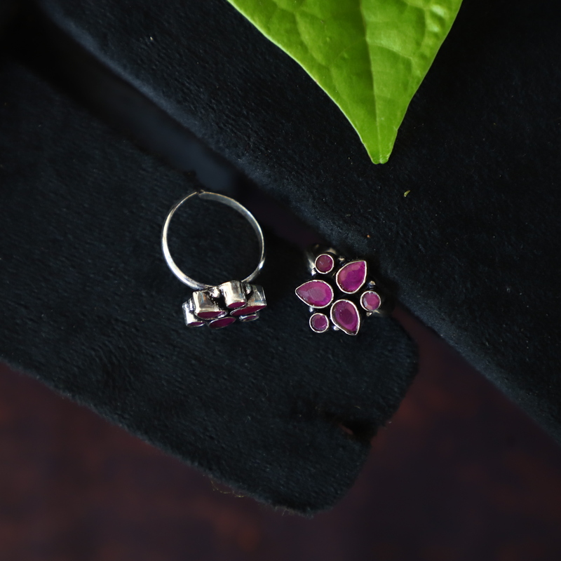 LONG HARAM ANTIC GOLD FINISH BRAD DRSIGN