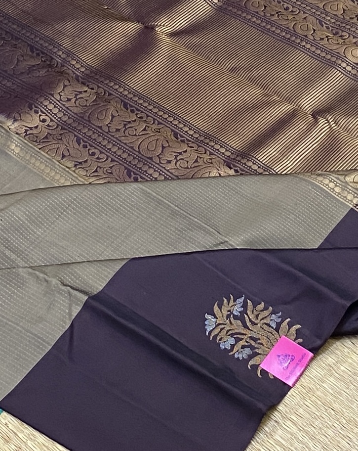 AADHIRA - The SilkWalk Exclusives 19352