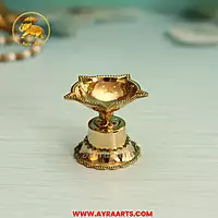 Brass Five Wick Nakshatra Deepam Diya - Size 1