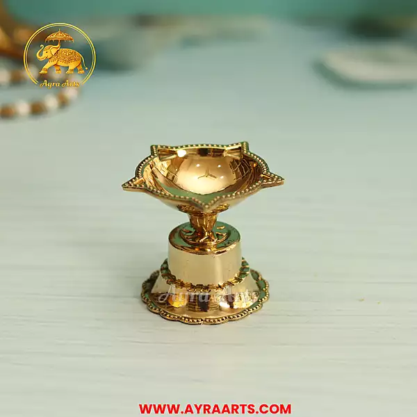 Brass Five Wick Nakshatra Deepam Diya - Size 1