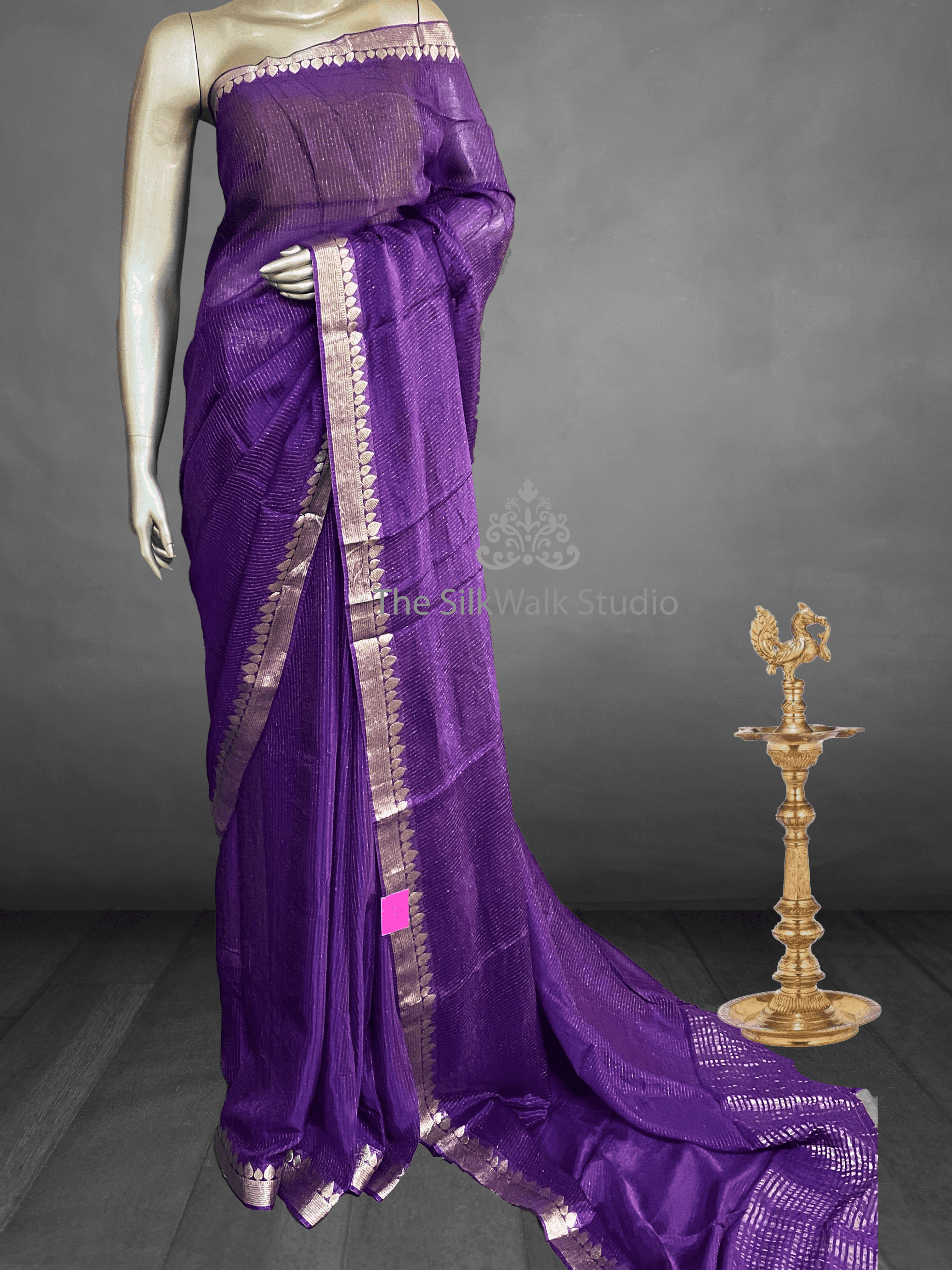 Mugdha - Simple Chiffon Sarees with Small Border (Leaves) 17662