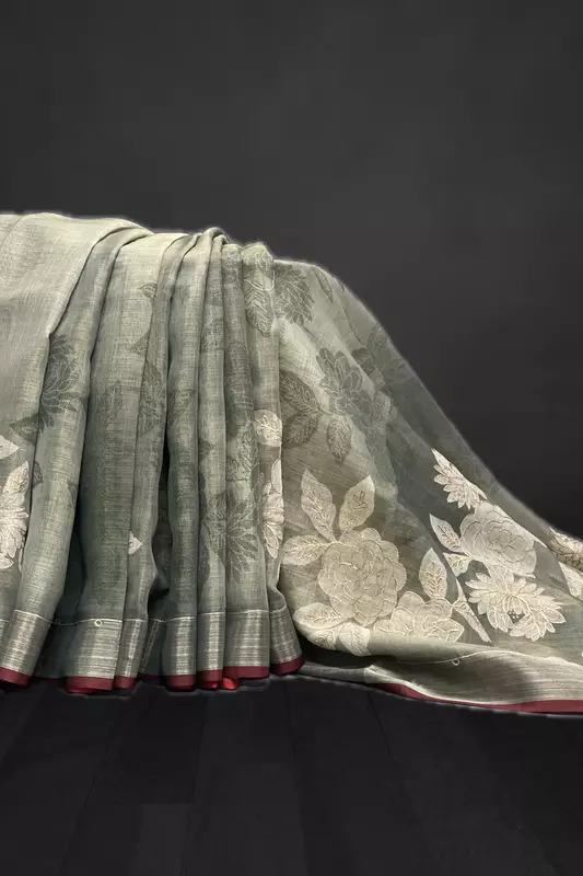 Madavi – The Floral Embroidery Linen Cotton Saree 19225