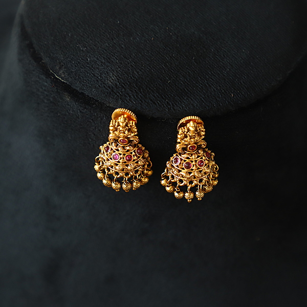 Gold Metal Chandballi Earing