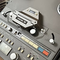 VAC - TASCAM 32 Tape Recorder - Custom Made Trolley - TAS-32 VAC - TASCAM 32 Tape Recorder - Custom Made Trolley - TAS-32