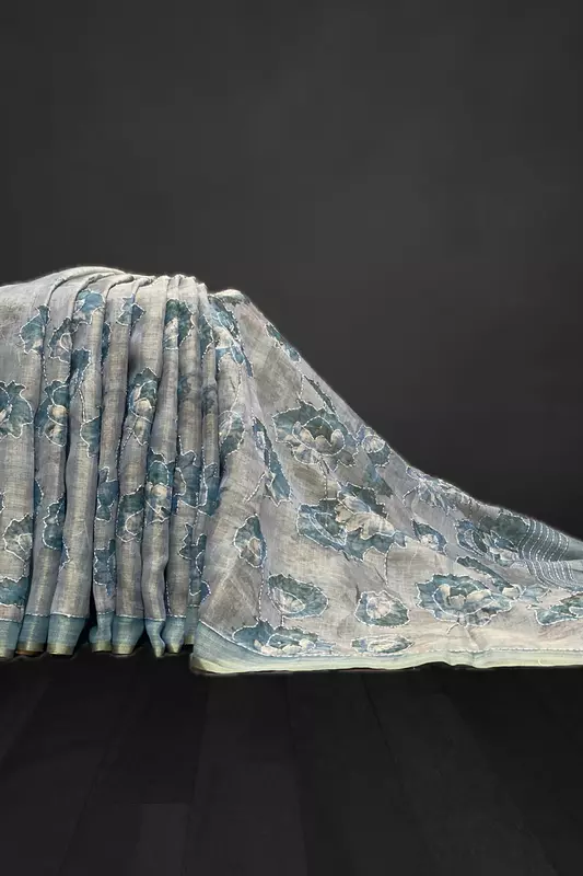 Madavi - The Linen Cotton Saree in Kantha Work 18540