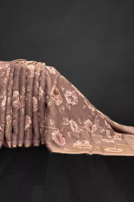 Madavi ā The Linen Cotton Saree in Kantha Work 18955