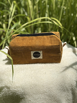 Vanity pouch