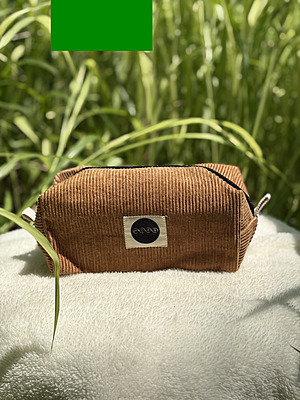 Vanity pouch