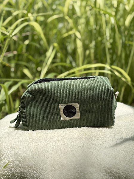 Vanity pouch
