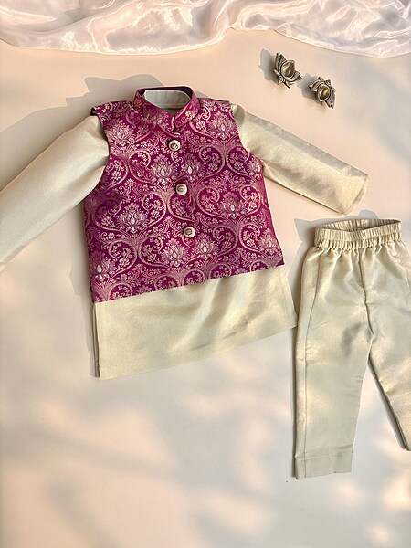 Creamy Plum Brocade Silk Kurta Set (3 piece)