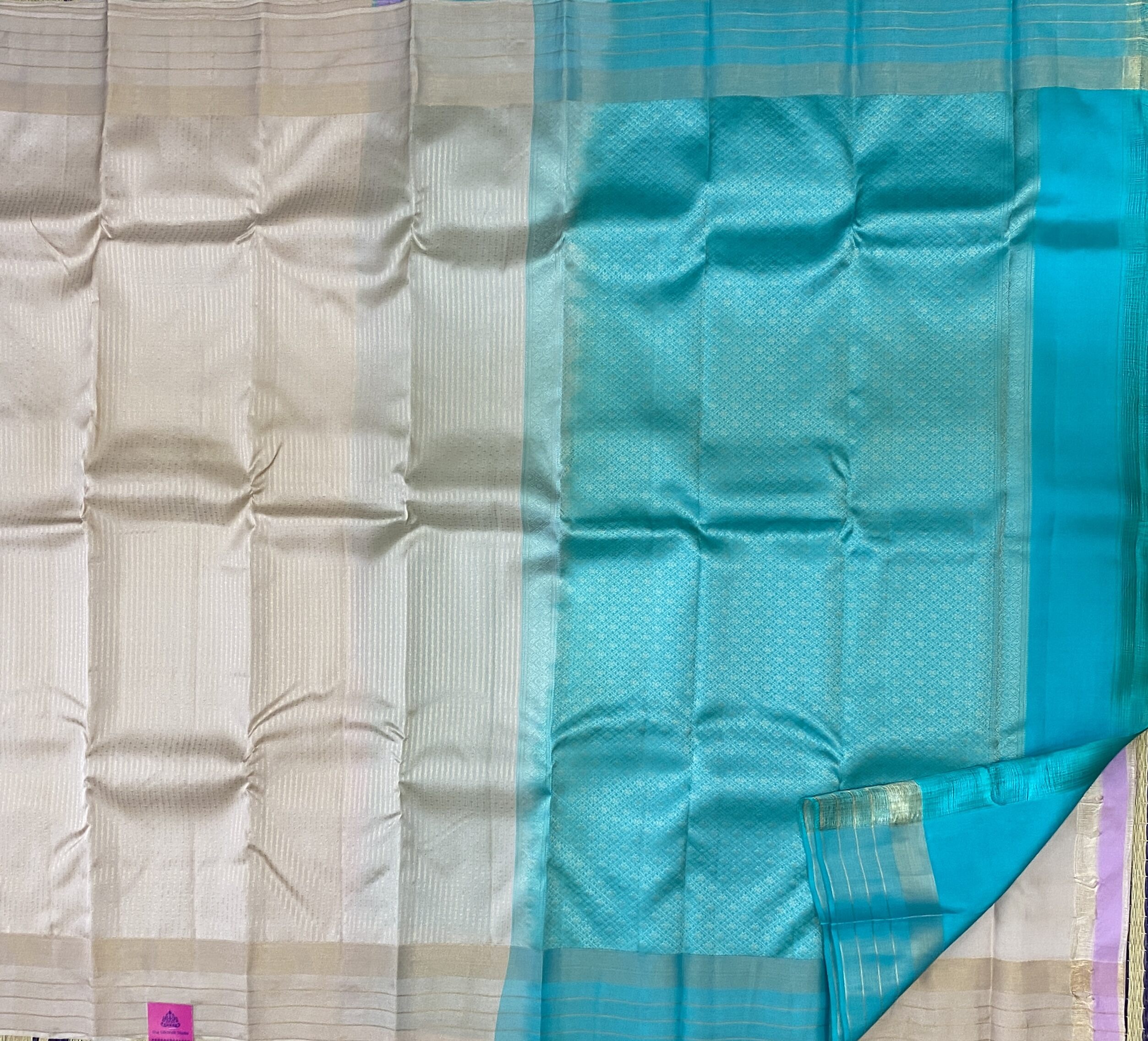 Abhirami - The Silk Walk Delights SWS12