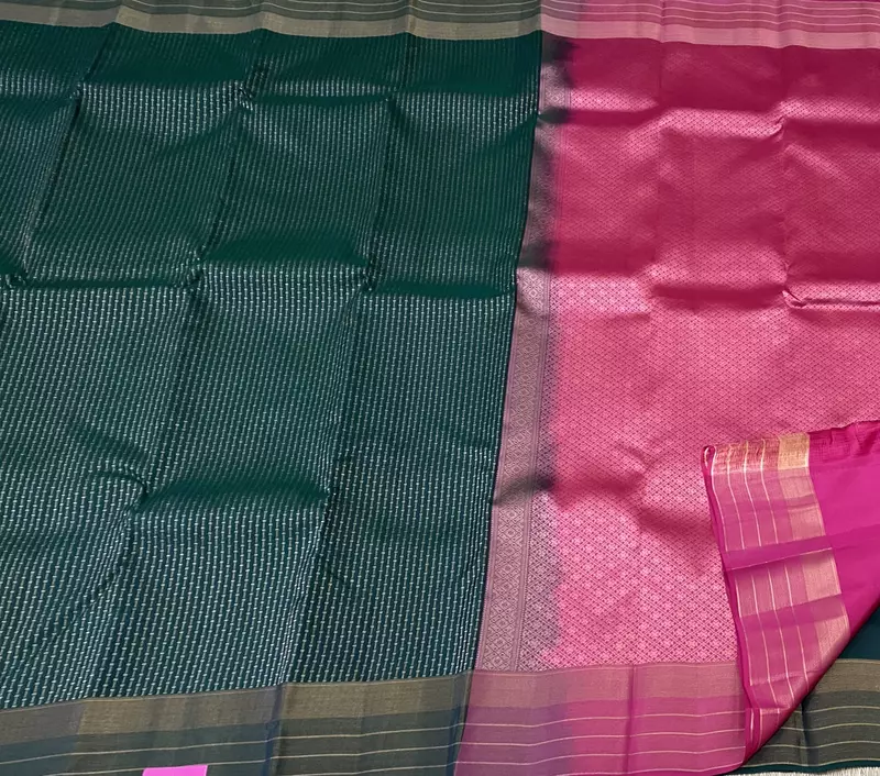 Abhirami - The Silk Walk Delights SWS12