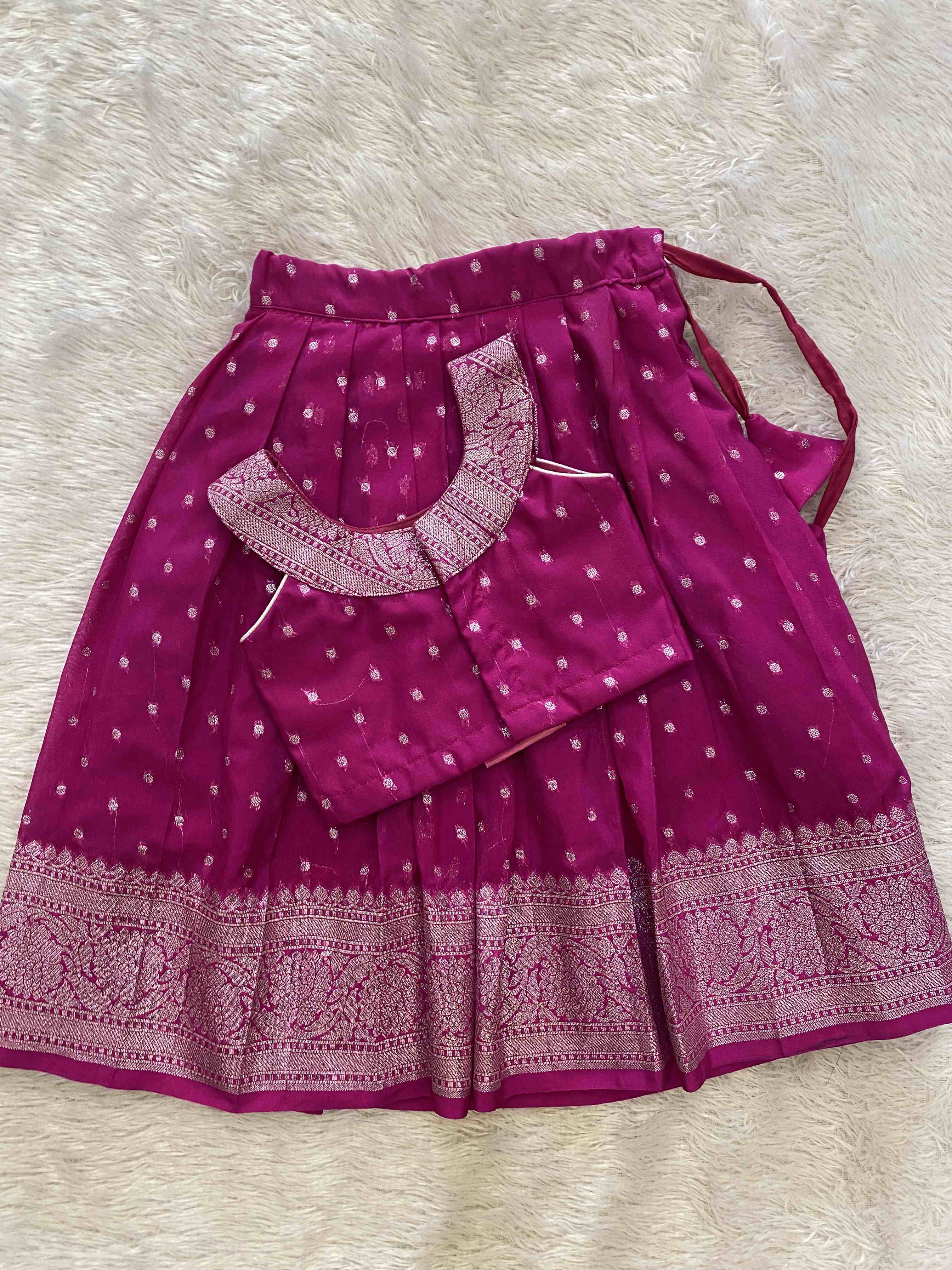 Saakshi - Customised Banarasi Skirt and CropTop (pink) That10
