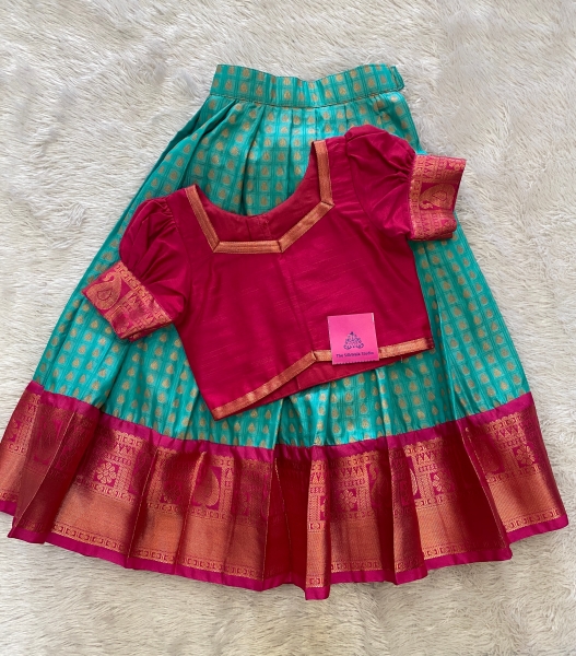 Panchali - The Traditional Lehenga Set (Mint Green) That3