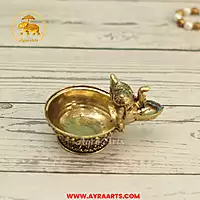 Auspicious Premium Brass Elephant Gaja Hathi Diya Deepam Vilakku Pooja Oil Lamp - 3.5 Inch Length
