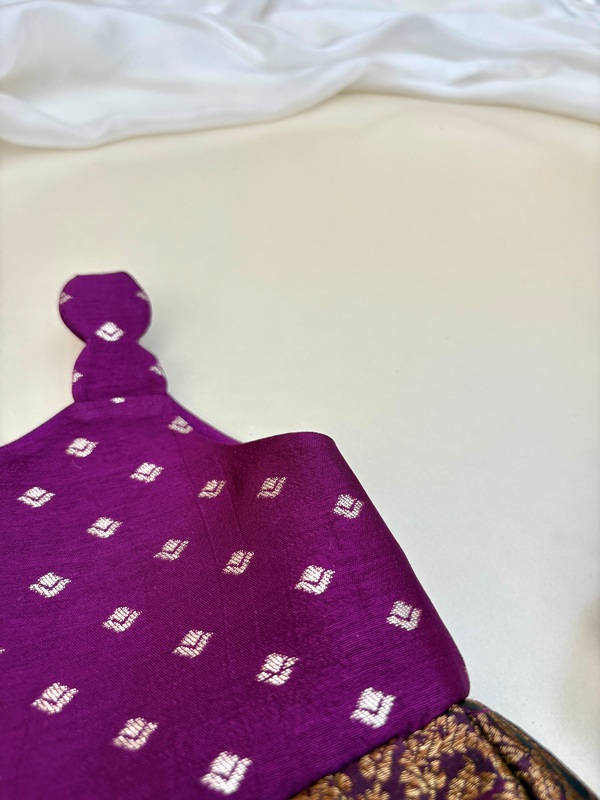 Royal Berry Brocade Silk Set