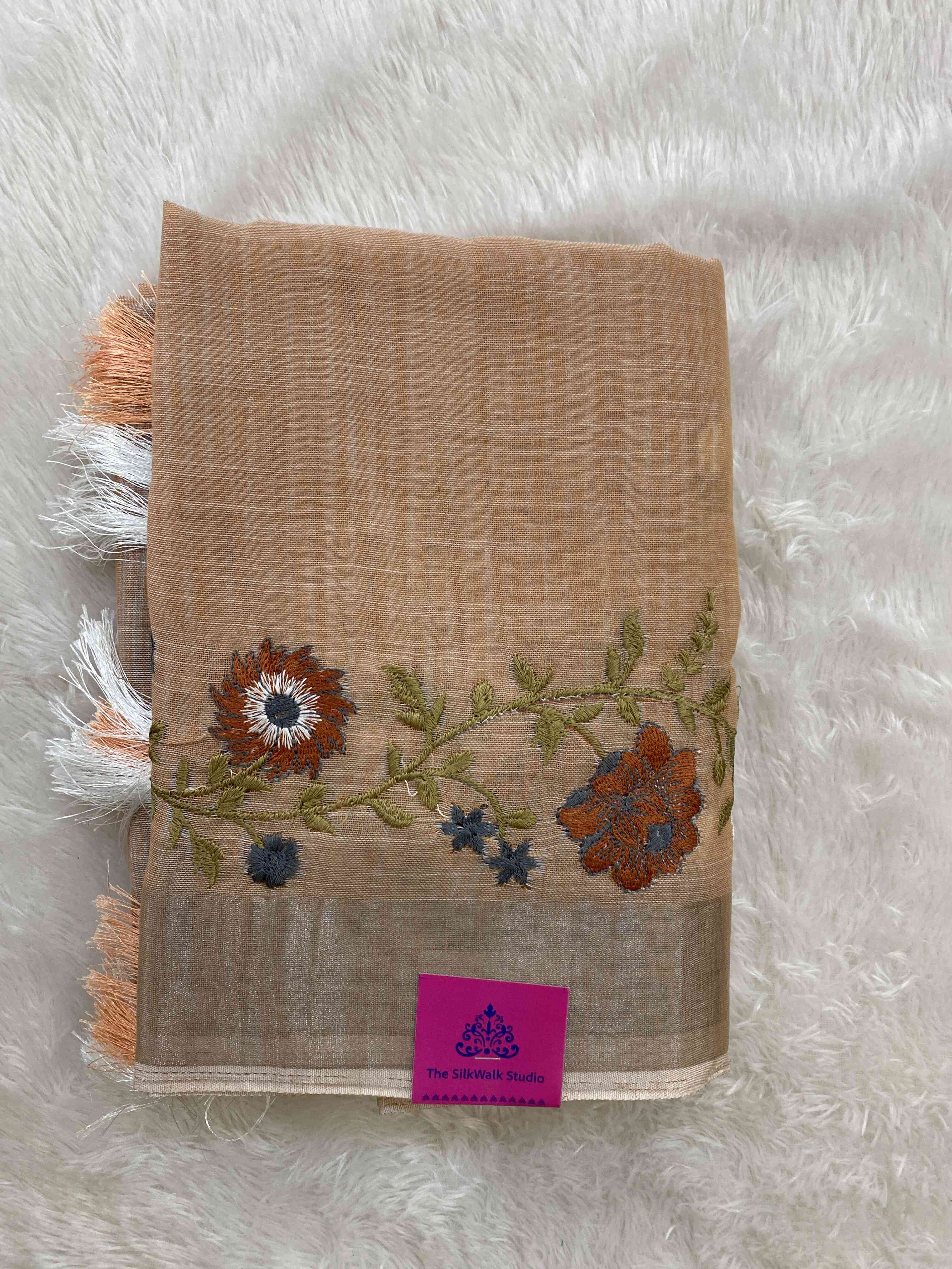 Tamanna – Casual Sarees With Floral Thread Embroidered SWS18