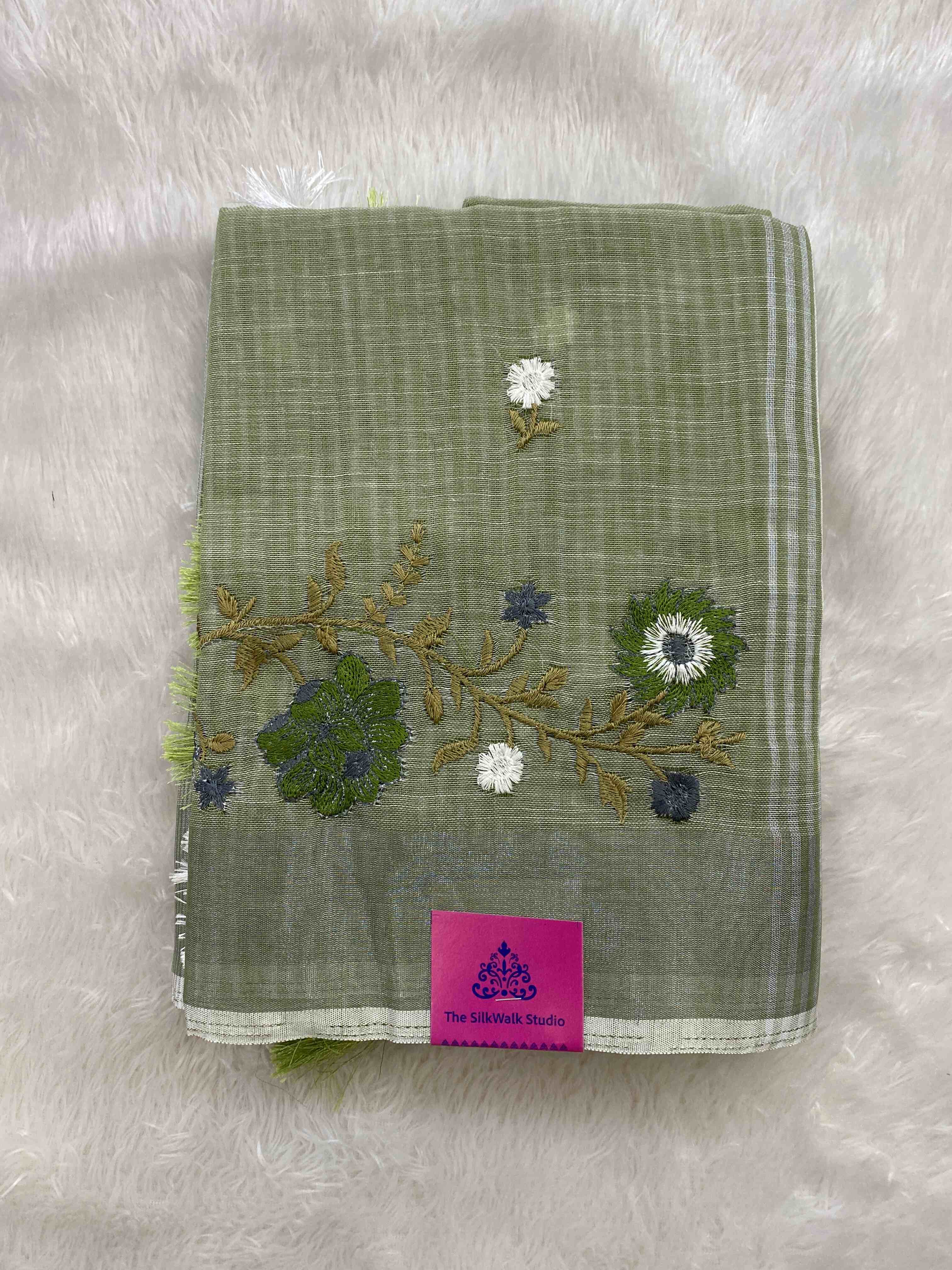 Tamanna – Casual Sarees With Floral Thread Embroidered SWS18