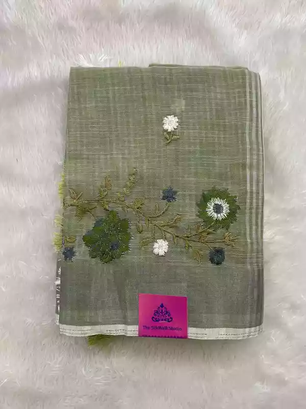 Tamanna – Casual Sarees With Floral Thread Embroidered SWS18