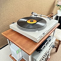 VAC - 4 Shelf Single Width - 23" x 15" AV Rack - AVR-4S-1C VAC - 4 Shelf Single Width - 23" x 15" AV Rack - AVR-4S-1C