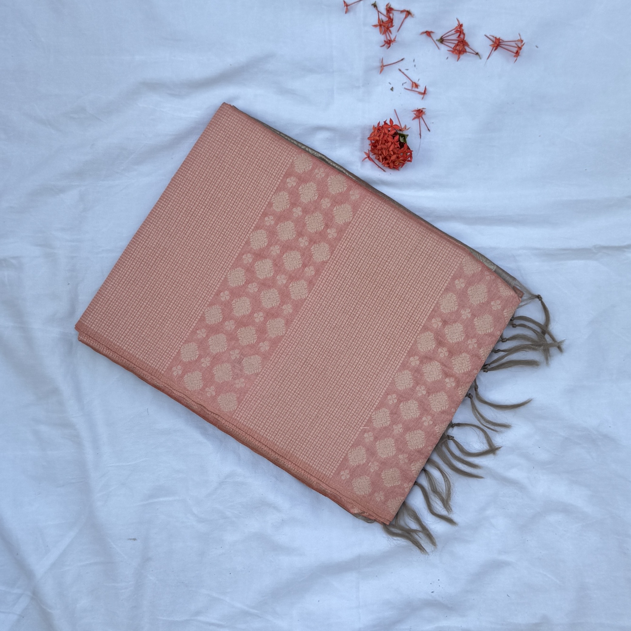 Vintage Peach Tussar Saree