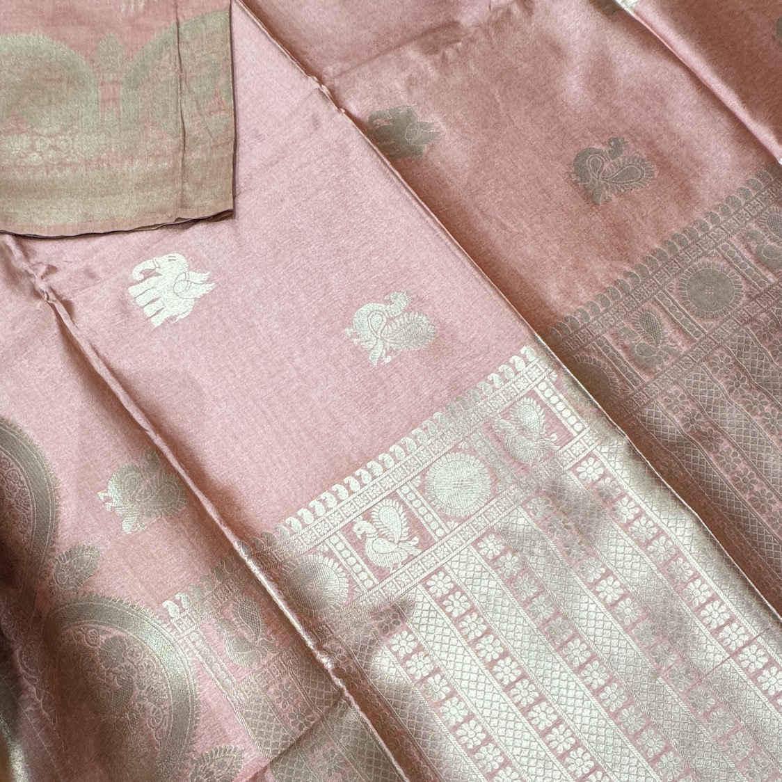 Berry Pink Chaapa Tussar with Archway