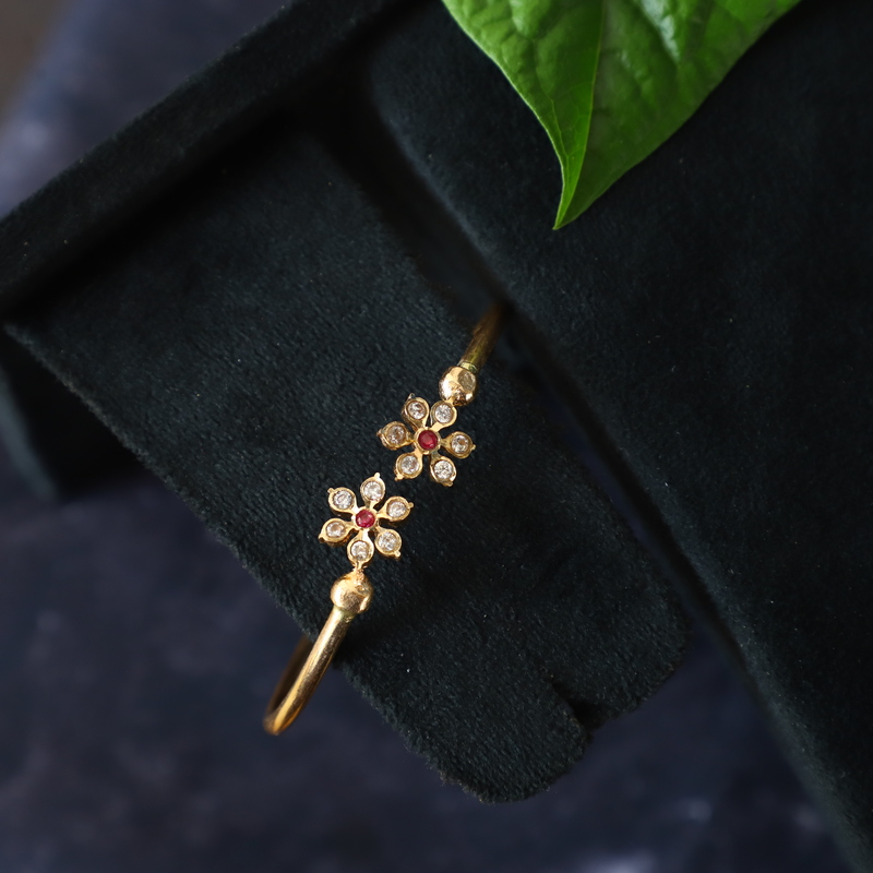 LUNA BRACELET