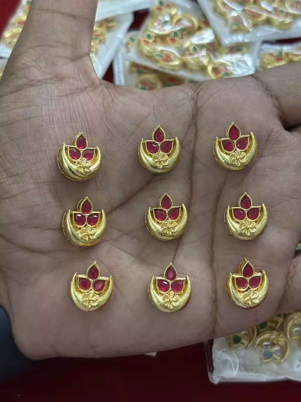Chandra Petal